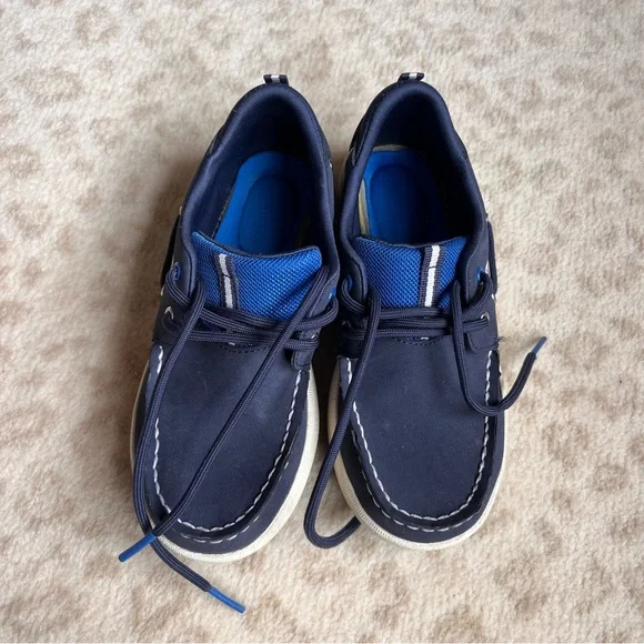 Kids Sperry navy blue boat shoes (size 14.5) - Picture 2 of 9